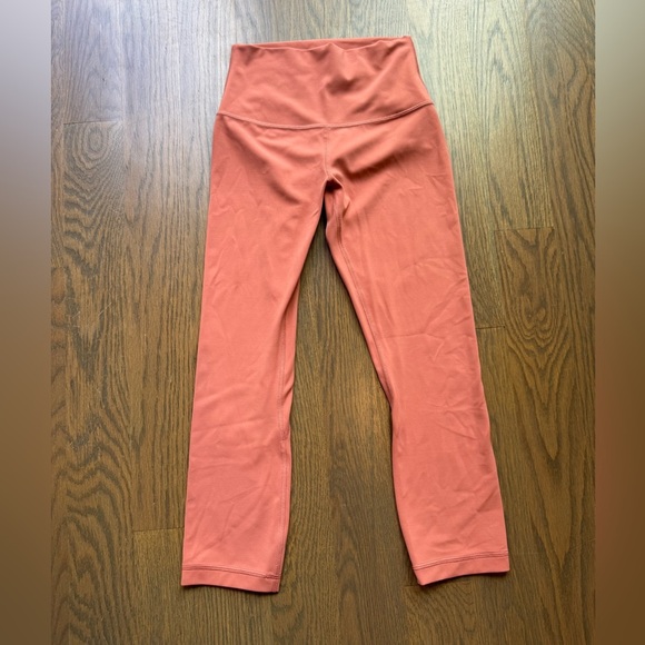 l Lululemon Align Cropped Leggings Size 4 Mauve Pink y2k activewear Q BIN - Picture 5 of 7